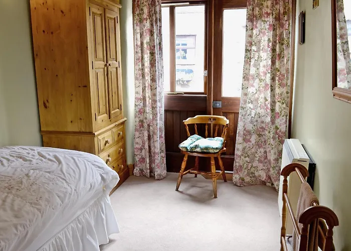 Swallow's Nest - E3245 *